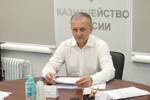 Эли Исаев Эли Исаев