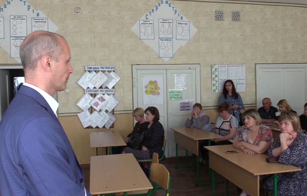 Глава акимовской администрации сегодня встретился с преподавателями акимовских школ