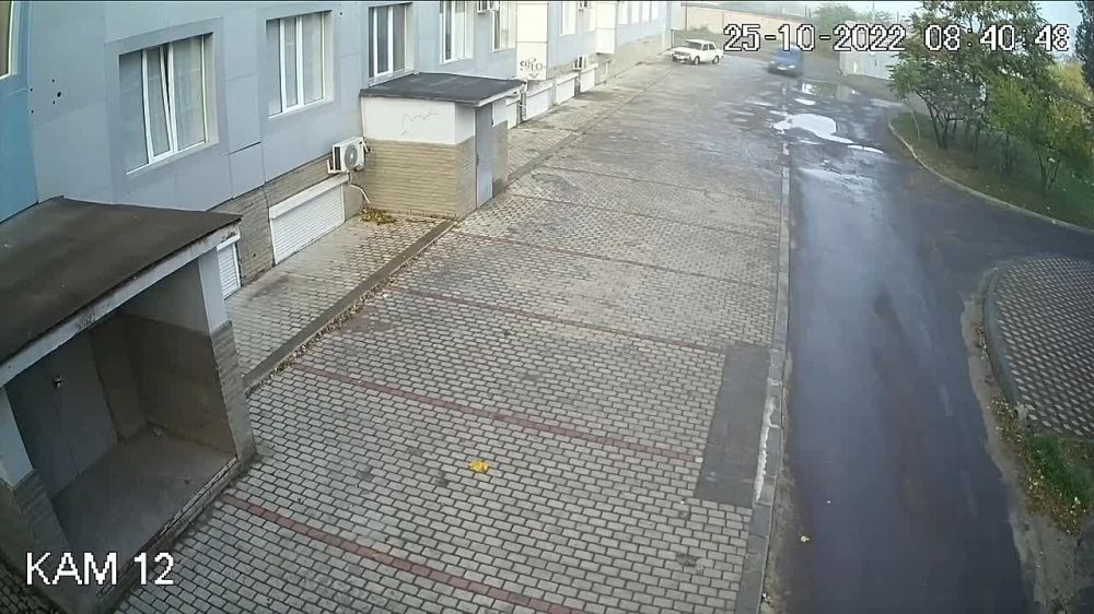  :            12