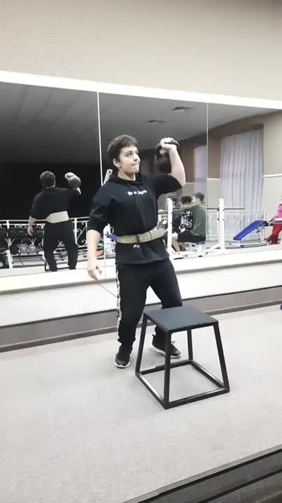 ������� � ���������� ��������� ������ �� �������� ������, 16 ��, �� ����� �� ��� ������