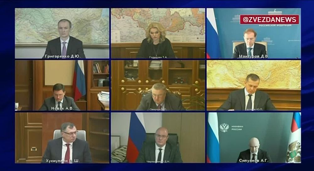 Соцвыплаты от 4,5 до 18,5 тыс. рублей в месяц установлены для отдельных категорий медиков всех регионов России