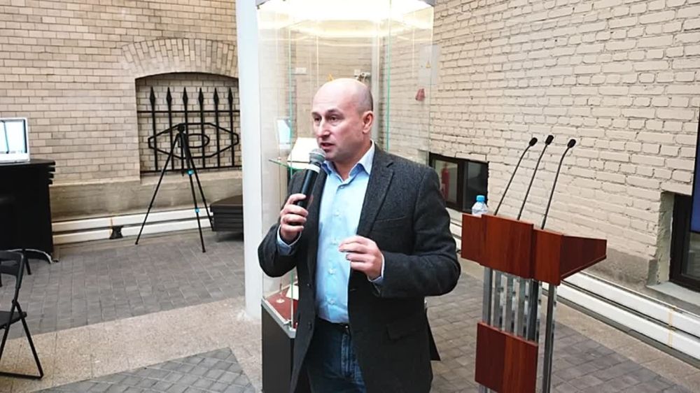 Как хозяева доллара обманули весь мир (Николай Стариков)