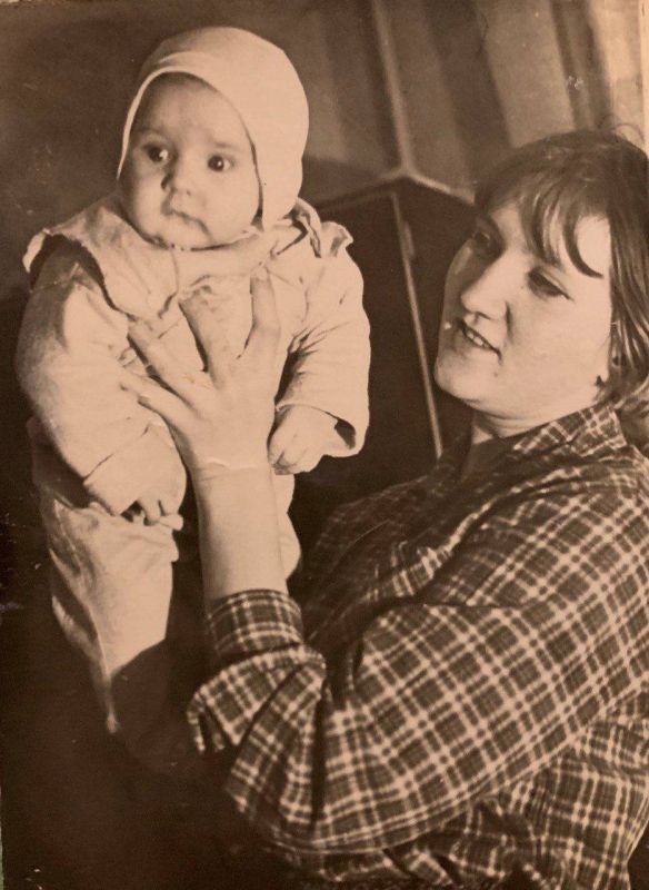 Евгений Балицкий: Сегодня в России отмечается один из самых светлых и добрых праздников – День матери