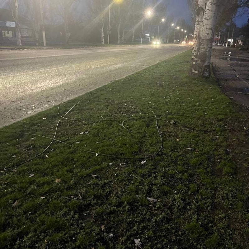 В Запорожской области 37200 абонентов остались без электричества в результате урагана