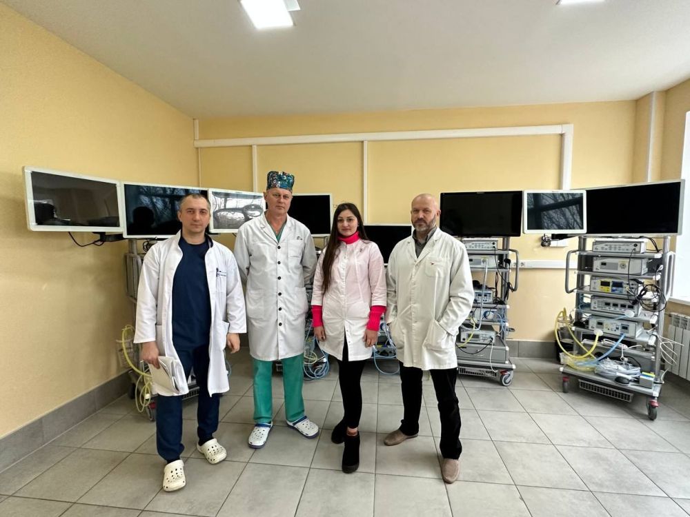Евгений Балицкий: В Мелитопольскую областную больницу поступило пять эндовидеохирургических стоек для оказания высокотехнологичной медицинской помощи в хирургии, урологии, травматологии, ортопедии и оториноларингологии