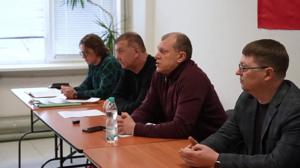 Предприятия «Бердянские жатки» и «Азовские смазки и масла» решено передать в ведение «Корпорации развития Запорожской области»