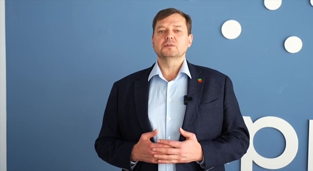 Евгений Балицкий: Дорогие женщины! От всего сердца поздравляю вас с прекрасным праздником – днем 8 Марта!