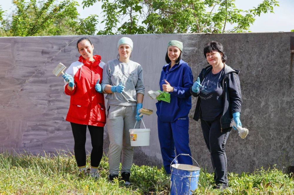 Евгений Балицкий: Сегодня жители Запорожской области приняли участие во Всероссийском субботнике, который объединил жителей, работников предприятий, волонтеров и активистов