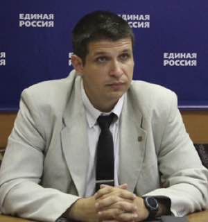 Сергей Золотарёв: Сегодня свой день рождения отмечает советник департамента по работе ЮФО и СКФО управления региональной и технологической работе УИК Партии "ЕДИНАЯ РОССИЯ" Филатов Антон Васильевич