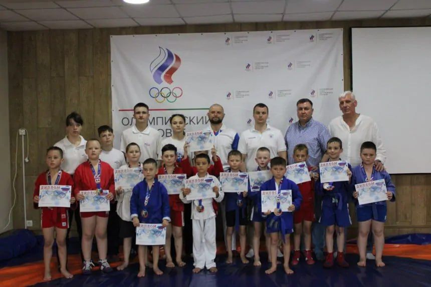 В рамках марафона «Сила России» в Мелитополе состоялся турнир по самбо