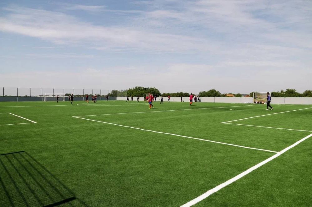 Запорожская область. Новые физкультурно-оздоровительные комплексы открылись в Запорожской области Новые спорткомплексы открылись в селах Вознесенка и Терпенье Мелитопольского городского округа