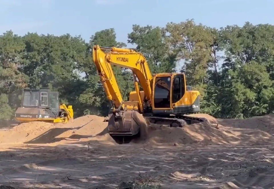В Мелитополе стартовала подготовка площадки строительства многопрофильного педиатрического центра