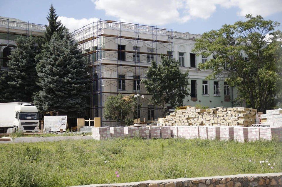 В МелГУ ремонт идет без отставания от графика