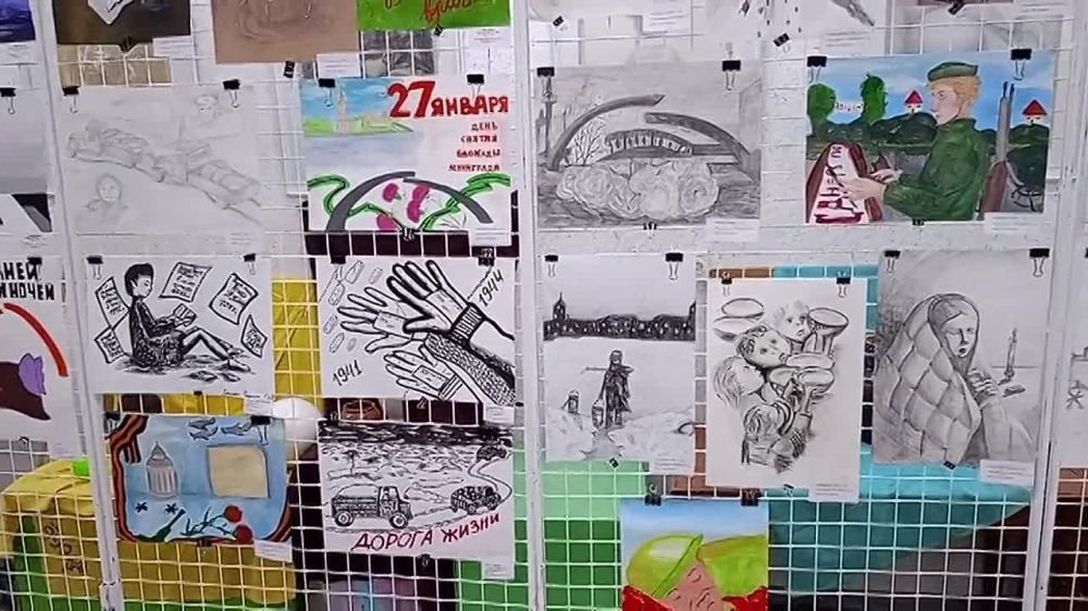 В рамках празднования 81 годовщины Дня полного снятия Блокады Ленинграда в Мелитопольской Детской Художественной школе открылась выставка рисунков учащихся Мелитопольской Детской Художественной школы и Детской школы...