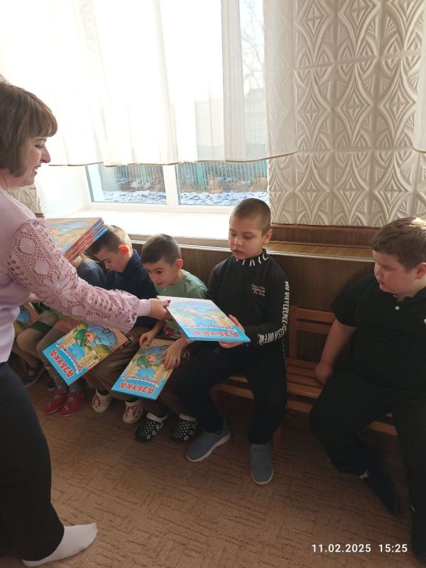 Сегодня как член партии Единая Россия и депутат Мелитопольского городского совета я побывала в гостях у подготовительной группы ГБУ ДОО ЗО Константиновского детского сада №2 "Радуга"