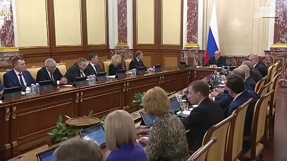 Правительство РФ выделит 8 млрд рублей на восстановление электросетей в новых регионах