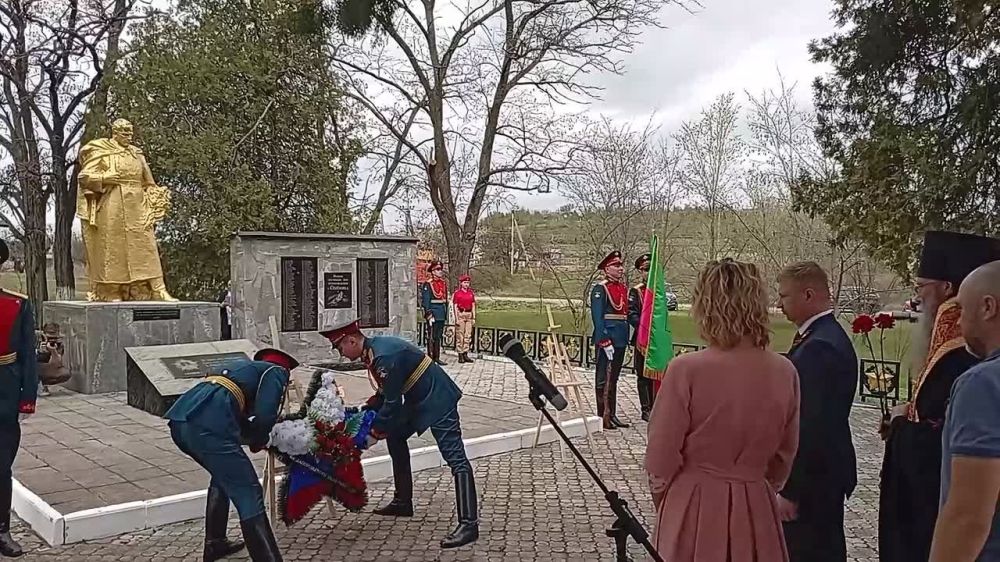� ���������� 80-� ��������� ������ � ������� ������������� ����� ����������� � ��������������� ����������� ��� �24 ��������� � ��������� ����������� ����������� ������� � ���� ��������� ��� ����������� �������� ������...