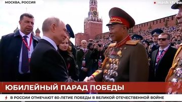 Владимир Путин лично поприветствовал представителей ВС КНДР