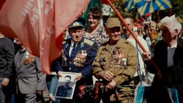 В честь празднования Победы в Великой Отечественной войне в Мелитополе представили флешмоб под песню "Лизавета"