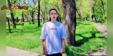 В Великий праздник, 80-летия Победы, мы продолжаем делиться с вами особым подарком циклом искренних и трогательных стихотворений, посвященных этому знаменательному событию