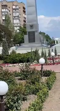Знято 21.05.2025 року в Мелтопол для укранського телемарафону, аби розумли, хто справжнй ворог та окупант
