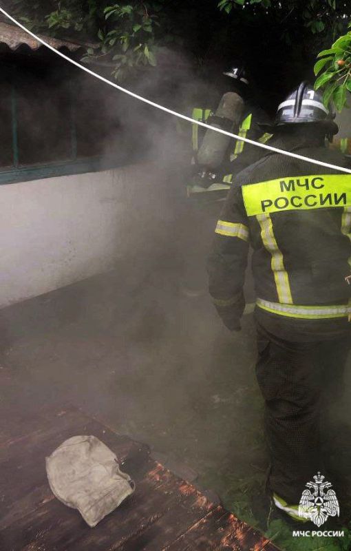 Аварийный электрообогреватель привел к пожару в жилом доме в Мелитополе, в котором чуть не погибла несовершеннолетняя