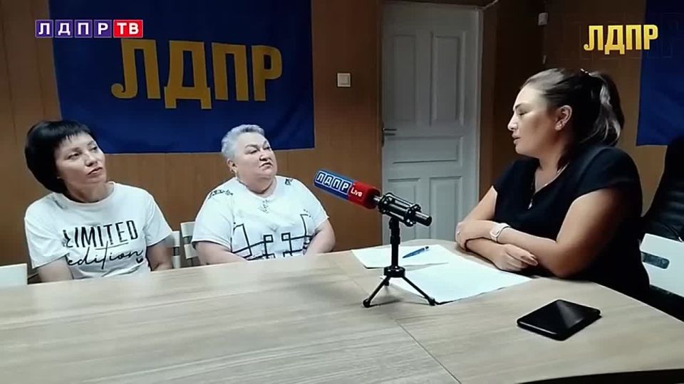 Доклад Председателя ЛДПР Леонида Слуцкого о неравенстве в школьном образовании обозначил ключевые проблемы, с которыми сталкиваются учебные заведения среднего школьного образования практически во всех субъектах страны