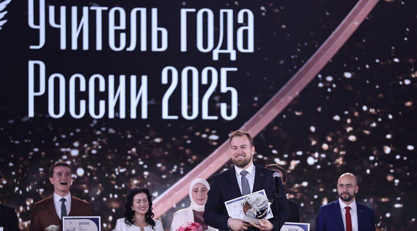      蠗 2025             