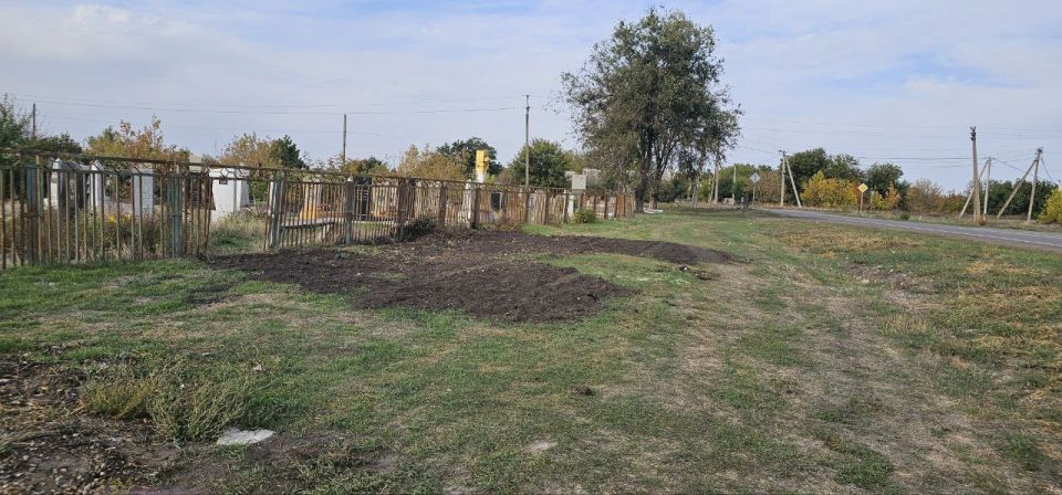 Сотрудники МБУ «Жилсервис» навели порядок в селе Новобогдановка