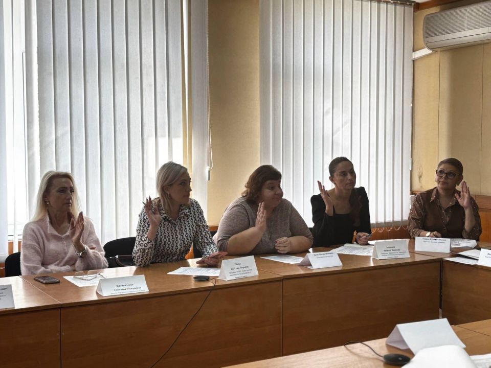 В Бердянске обсудили вопросы защиты прав несовершеннолетних и профилактики правонарушений