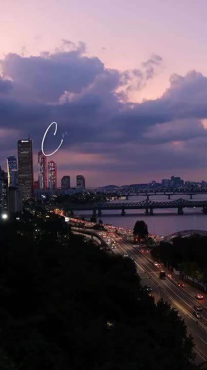 Пусть лунный свет охраняет твой сон и наполняет его волшебством…