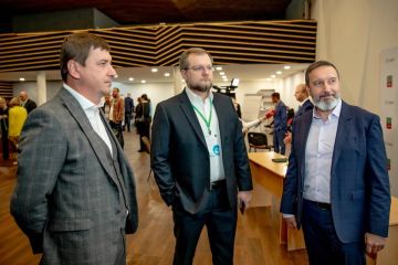 В Мелитополе прошла сессия дизайн-мышления об AI-трансформации Запорожской области