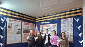 В память о защитниках Родины в Ботиевском ДК прошел День белых журавлей