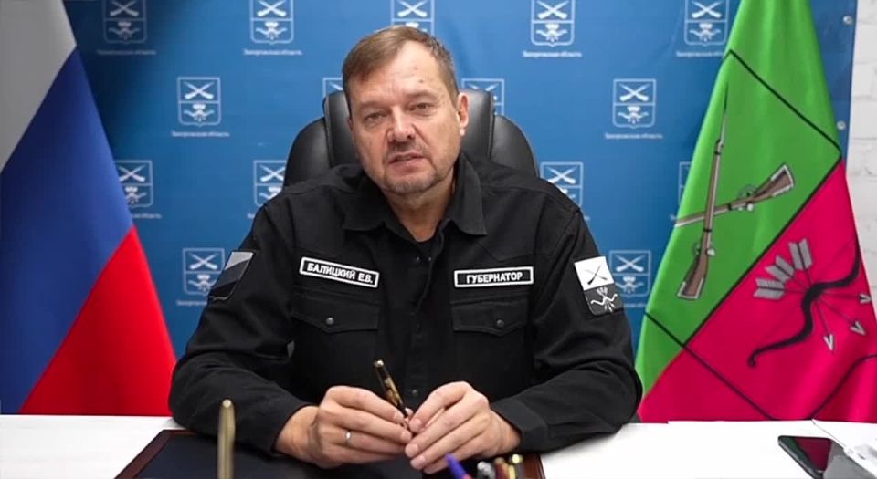  : 82  , 23  1943 ,      - 