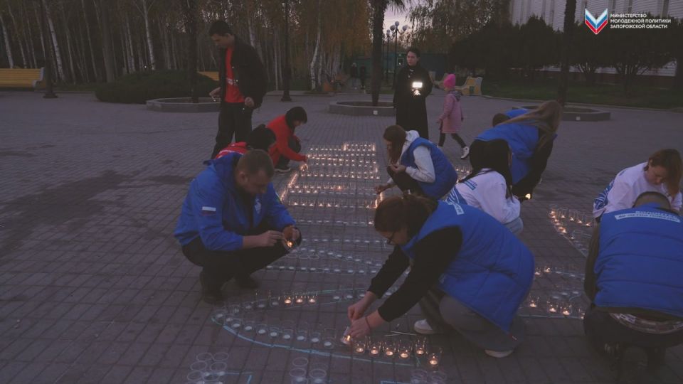 В Мелитополе зажгли свечи в честь Дня освобождения города Мелитополь от немецко-фашистских захватчиков