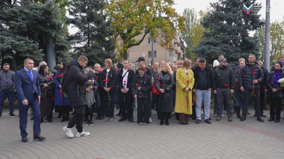 «Вас помнит город спасенный»: в Мелитополе почтили память освободителей города