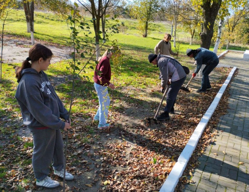 В Бердянском районе Запорожской области провели акцию «Семейный лес»