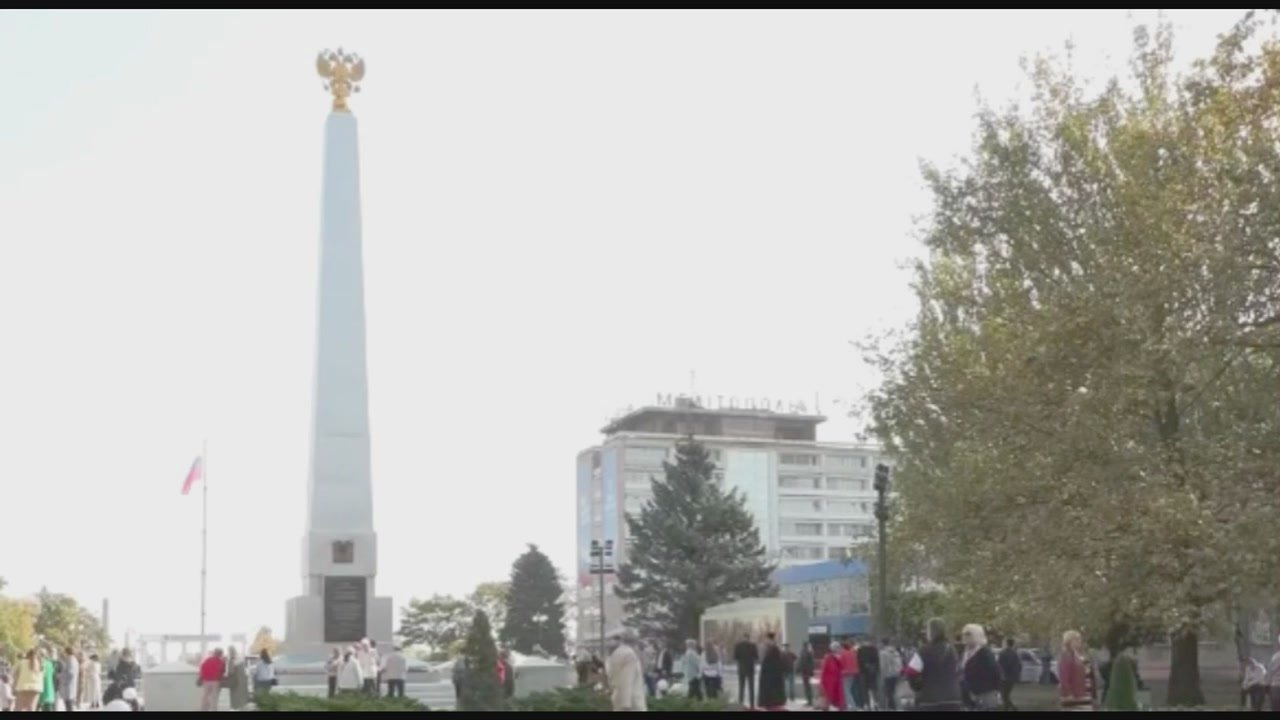 Дорогие друзья, продолжаем дарить вам поздравления ко Дню города и ко Дню освобождения Мелитополя от немецко-фашистских захватчиков