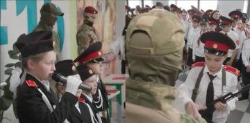 Более 200 школьников вступили в кадетские классы Росгвардии