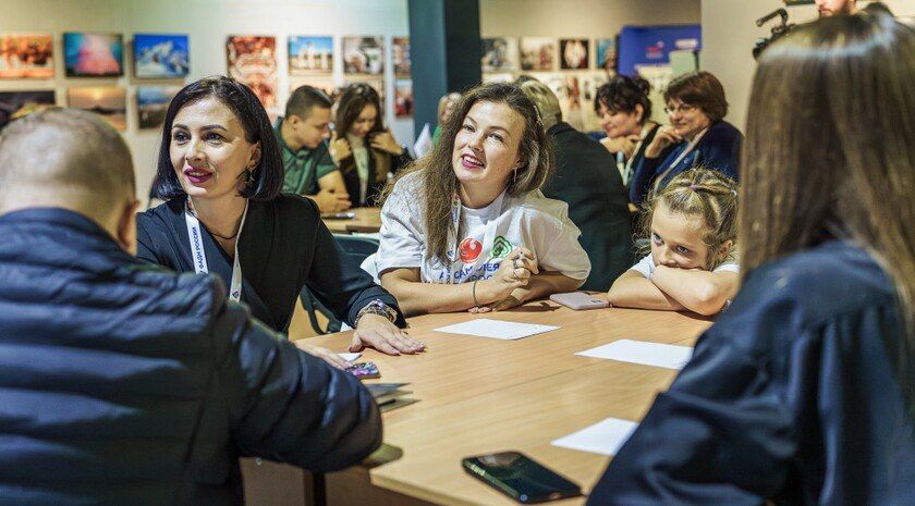 Более 120 человек приняли участие в форуме национального единства в Мелитополе