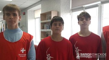 Школьники из Мелитополя собрали гумпомощь для военных ко Дню народного единства