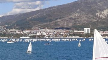 Юные яхтсмены из Запорожской области принимают участие в престижных международных соревнованиях — 34-й Международной детско-юношеской регате в Геленджике