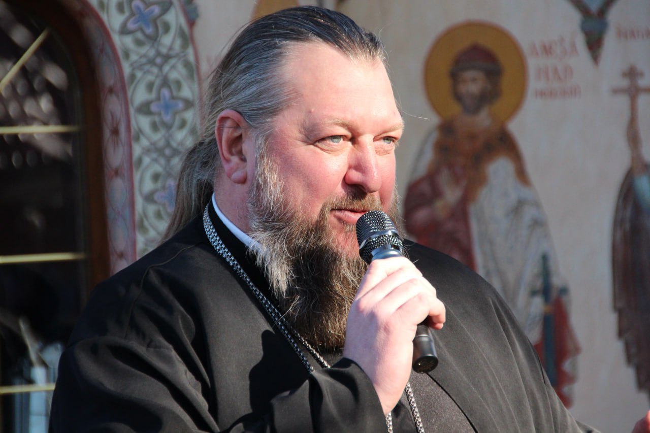Настоятель храма: митрополит Арсений - жертва гонений за православную веру на Украине