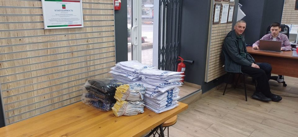 Вчерашний день стал знаковым для Запорожского регионального отделения ЛДПР: в торжественной обстановке партийный билет был вручен участнику Специальной Военной Операции, Алексею Королёву