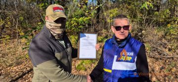 Активисты РО ЛДПР поздравили одно из подразделений военной разведки в Запорожской области с профессиональным праздником – Днём военного разведчика