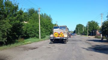 До конца 2025 года дорожники отремонтируют участок трассы Энергодар-Мелитополь