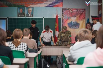 Уроки мужества и тактической медицины провели для молодёжи Мелитополя