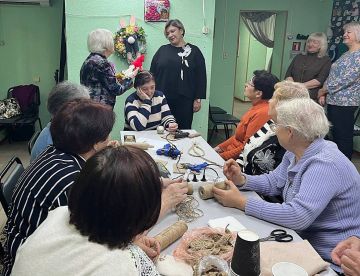 В Мелитополе прошел мастер-класс по изготовлению кукол-мотанок