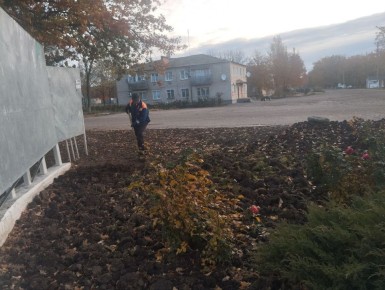 Трудовые будни в посёлке Фруктовое: «Жилсервис» наводит порядок