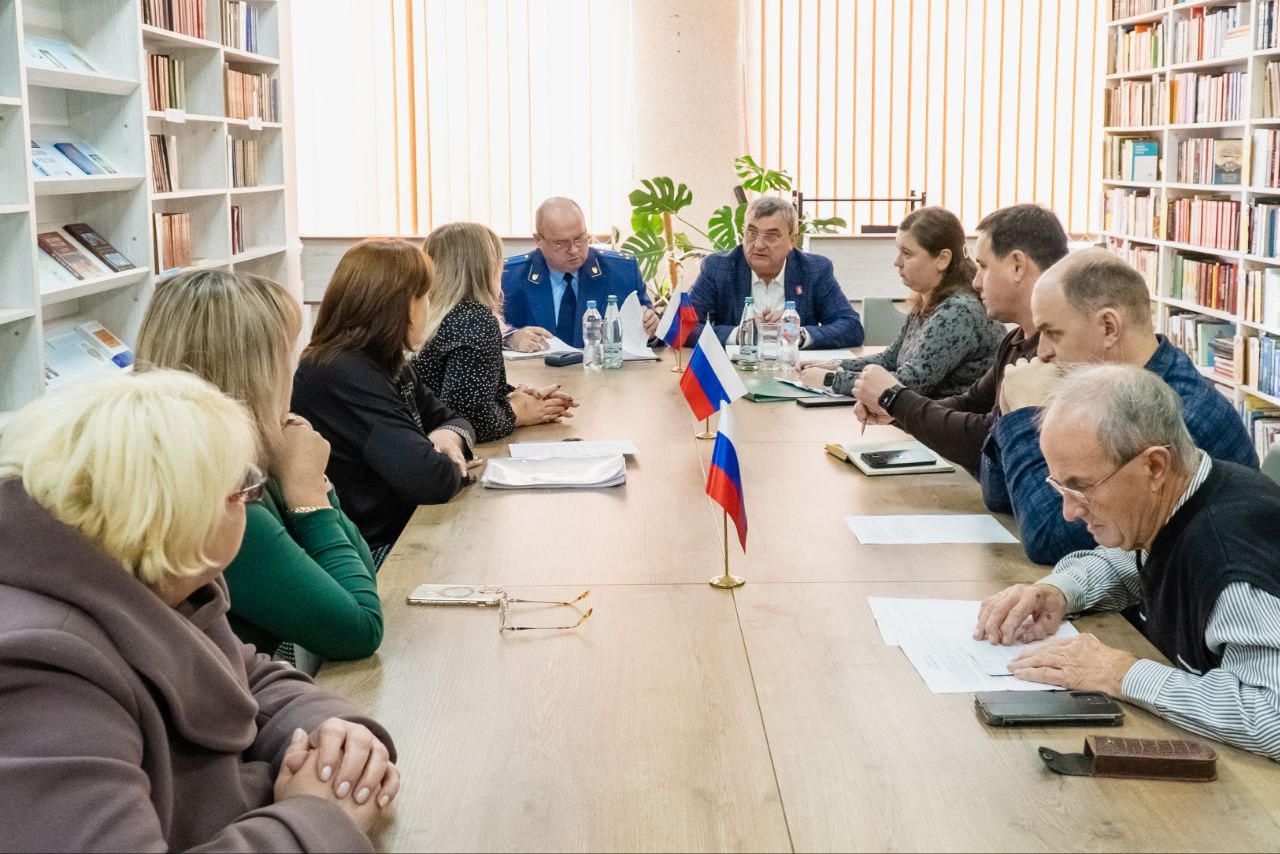 Сергей Золотарёв: Прием граждан в селе Семеновка
